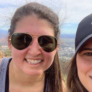 Meet your Posher, Nadia